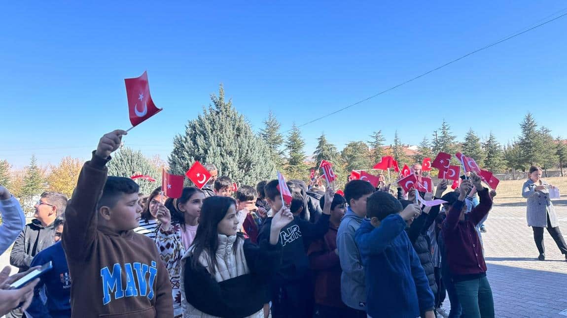 29 EKİM CUMHURİYET BAYRAMI 101. YIL DÖNÜMÜ COSKUYLA KUTLANDI